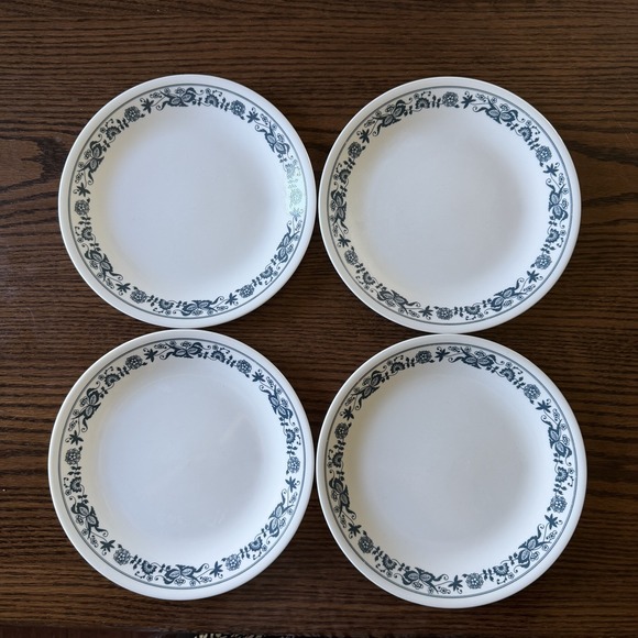 Corelle Other - 4 Corelle Blue & White Old Town (Blue Onion) Dinner Plates 10.25"